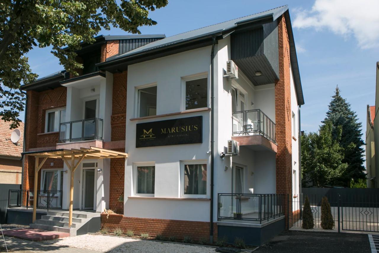 MakóMarusius Apartmanhazアパートメント エクステリア 写真