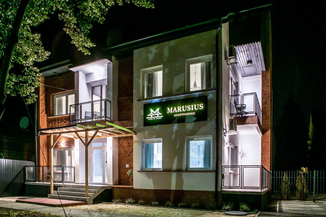 MakóMarusius Apartmanhazアパートメント エクステリア 写真